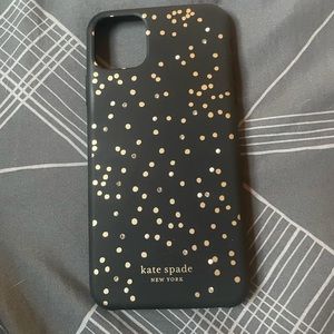 🎄give away when you buy $30⬆️🎄5 iPhone 11 plus cases✨Kate Spade & otterbox